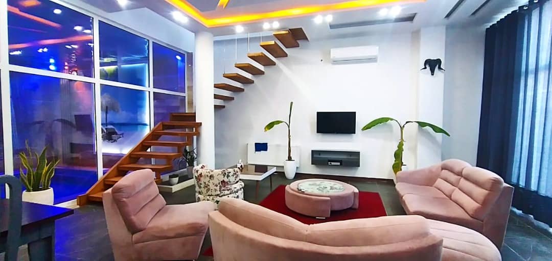 اجاره ویلا با استخر سرپوشیده بحری لند بندرانزلی