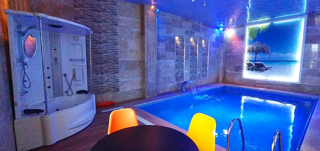 اجاره ویلا با استخر سرپوشیده بحری لند بندرانزلی