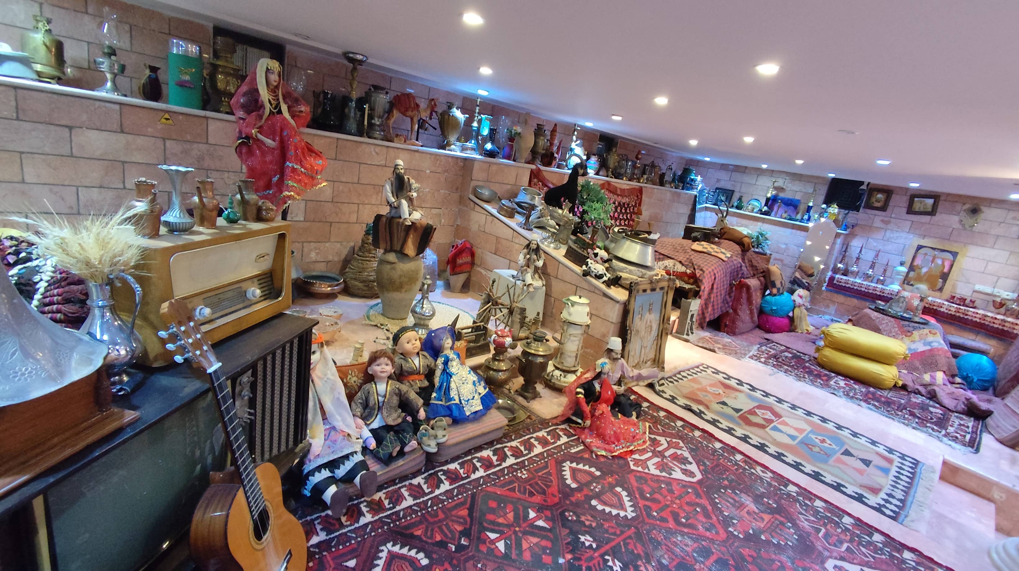 اجاره اتاق سنتی دو تخته در ابیانه نطنز