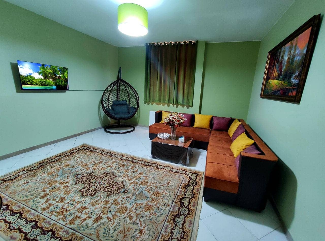 اجاره آپارتمان مبله یک خوابه در میدان انقلاب - طبقه 2-85 متری