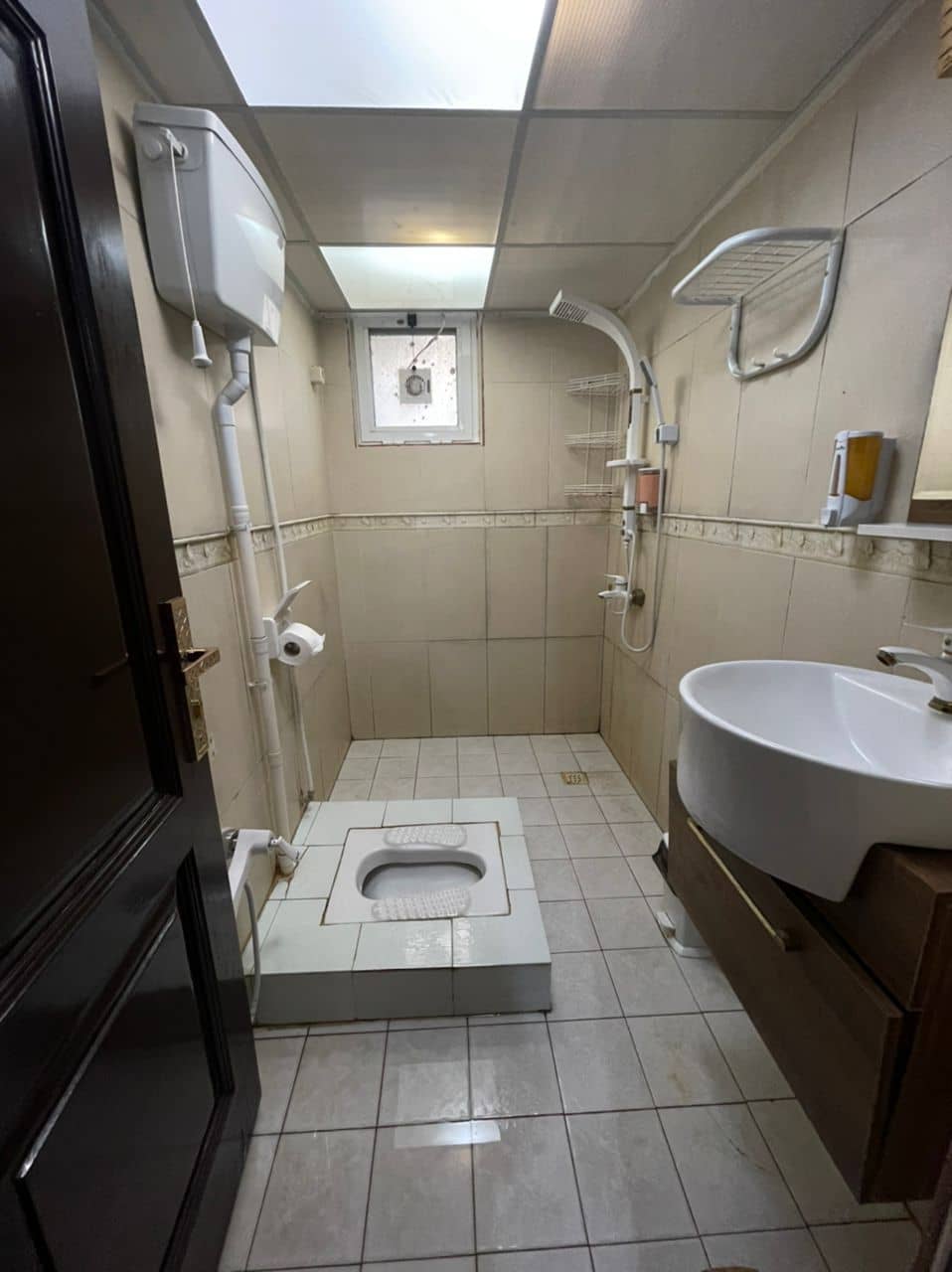 اجاره آپارتمان مبله در شهرک صدف کیش _ نارنجی