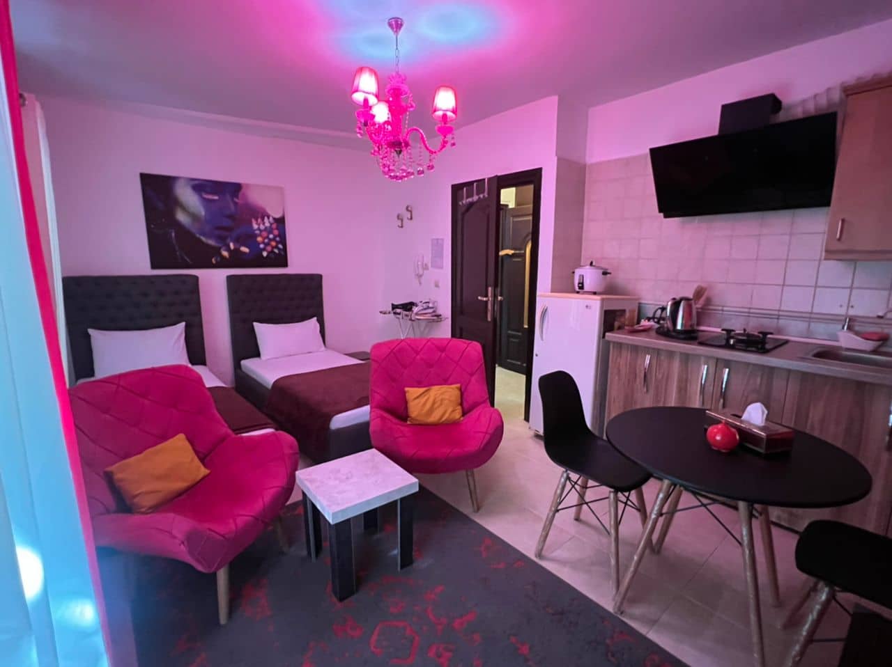 اجاره  سوئیت مبله در شهرک صدف کیش _ صورتی