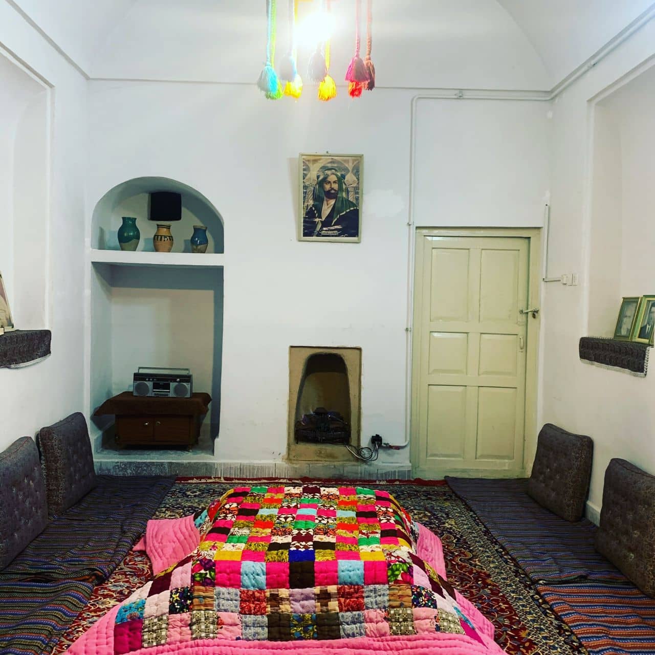 اجاره اقامتگاه بومگردی در شهربابک کرمان - ناردون