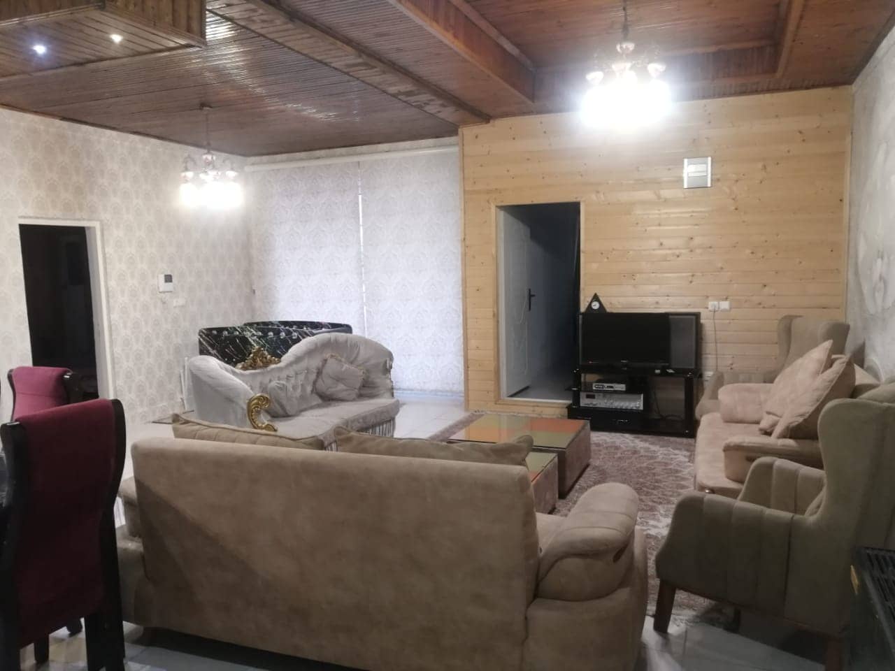 اجاره ویلا با استخر سرپوشیده آبگرم روستای اسکنده