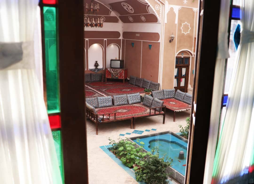 اجاره هتل سنتی چهار تخته در یزد