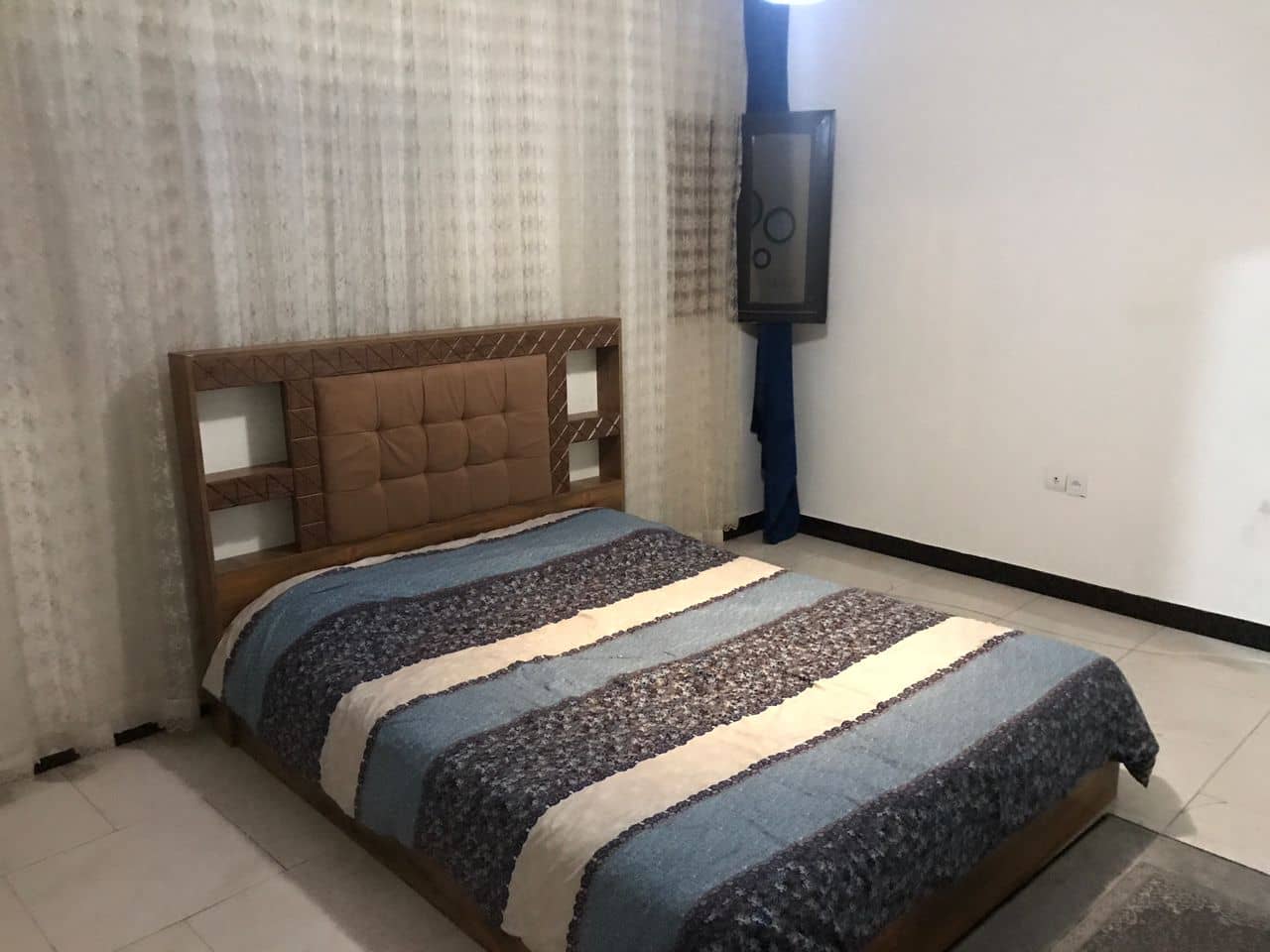 اجاره آپارتمان مبله  یک خوابه در جمهوری - مرکز شهر تهران همکف