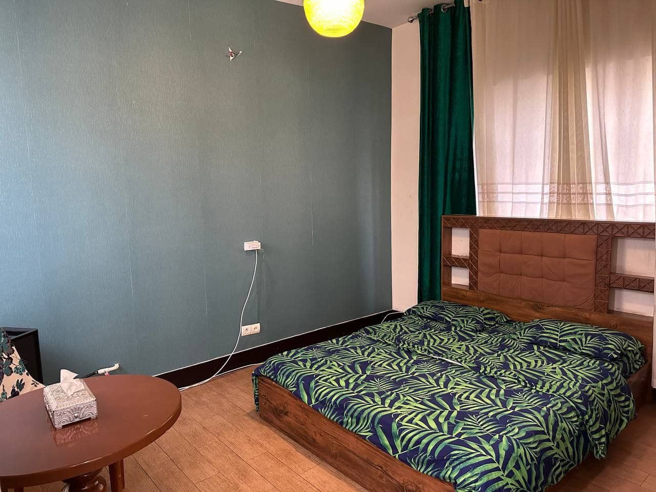 اجاره سوئیت آپارتمان مبله در جمهوری - مرکز شهر تهران طبقه ی سوم