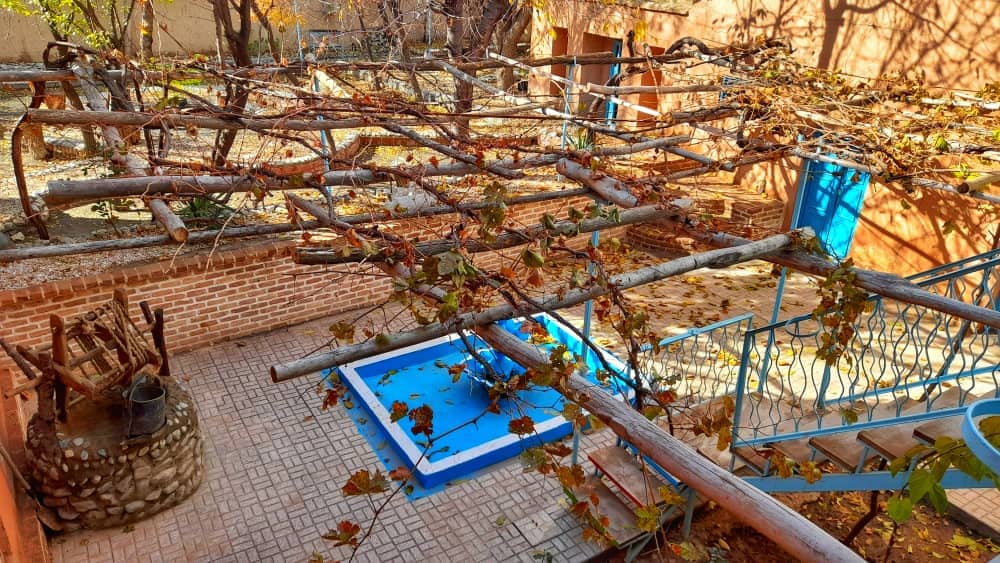 اجاره اتاق سنتی در باباسلطان خوانسار - گندم