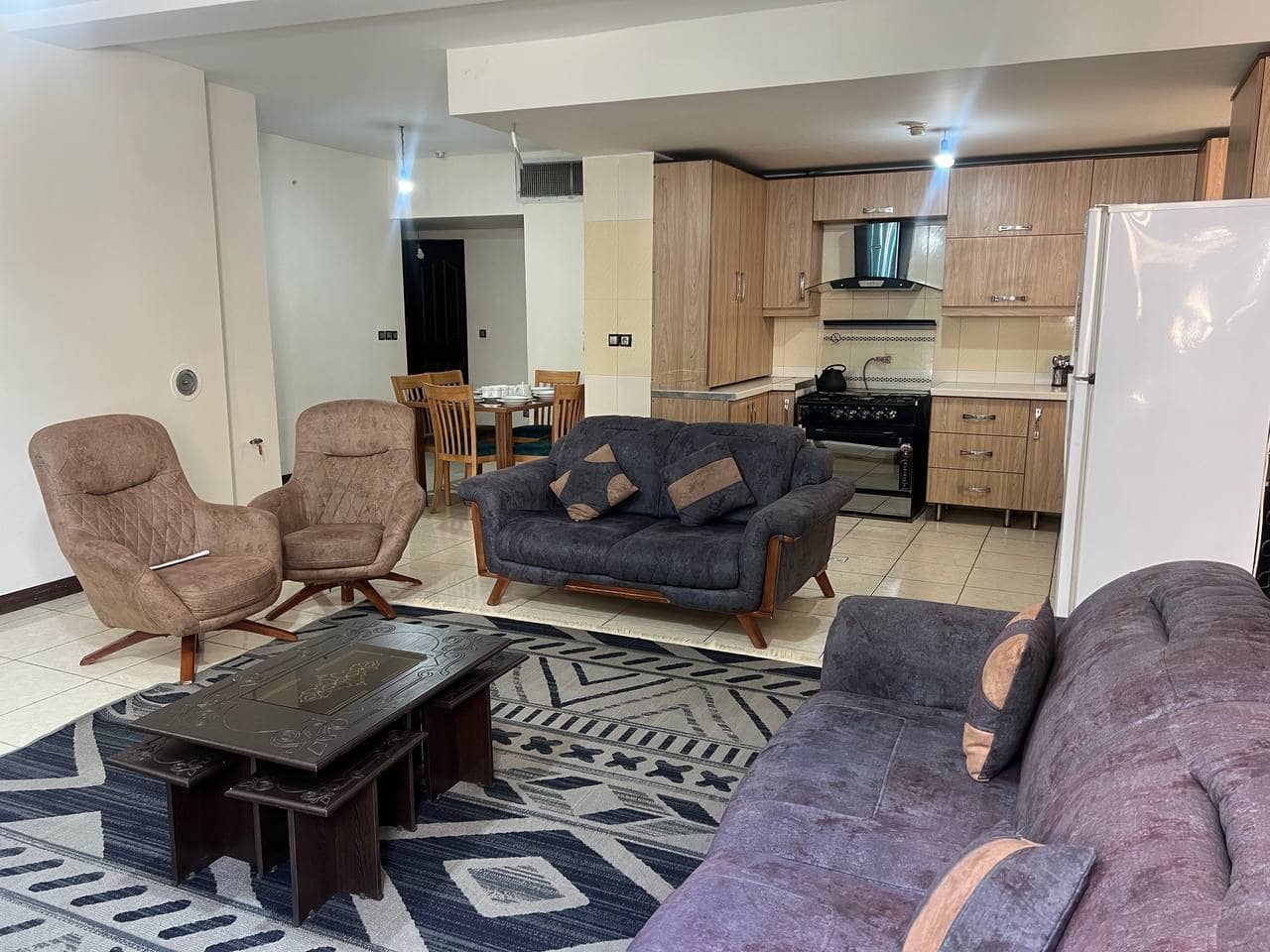 اجاره آپارتمان مبله در هجرت - سه خواب