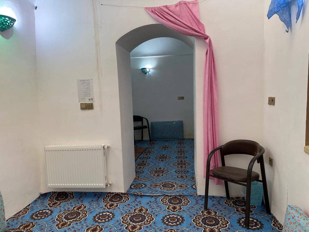 اقامتگاه بومگردی در امام خمینی یزد - اتاق کهن