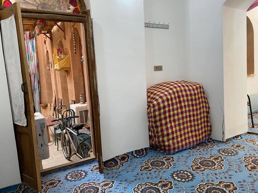 اقامتگاه بومگردی در امام خمینی یزد - اتاق کهن