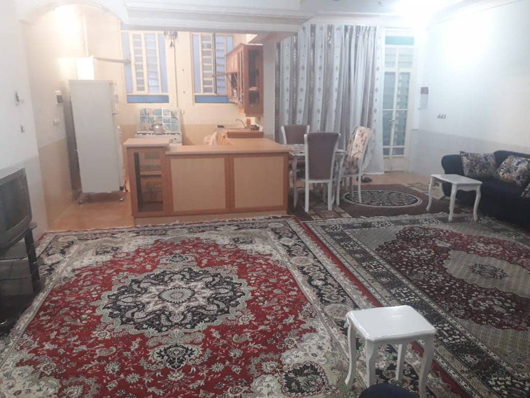 اجاره  آپارتمان مبله در میدان امام حسین یزد 