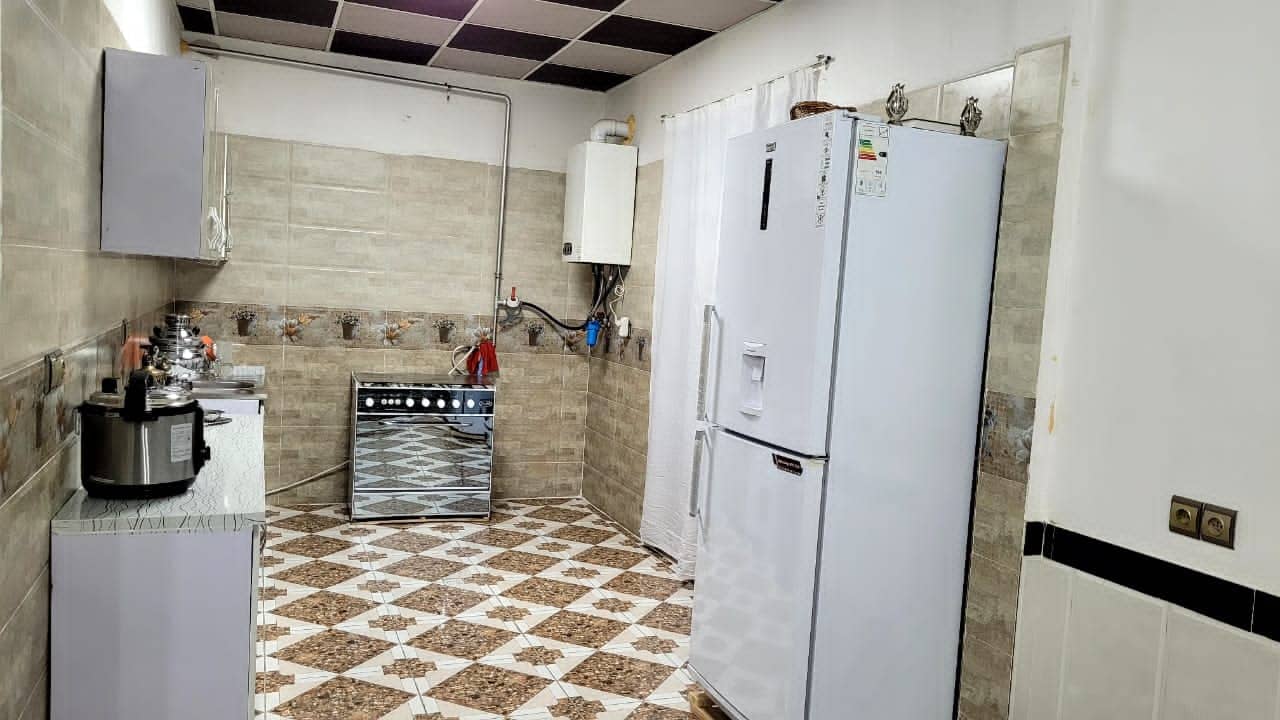 اجاره آپارتمان دو خوابه 100 متری در پیرشالیار اورامان تخت-طبقه اول