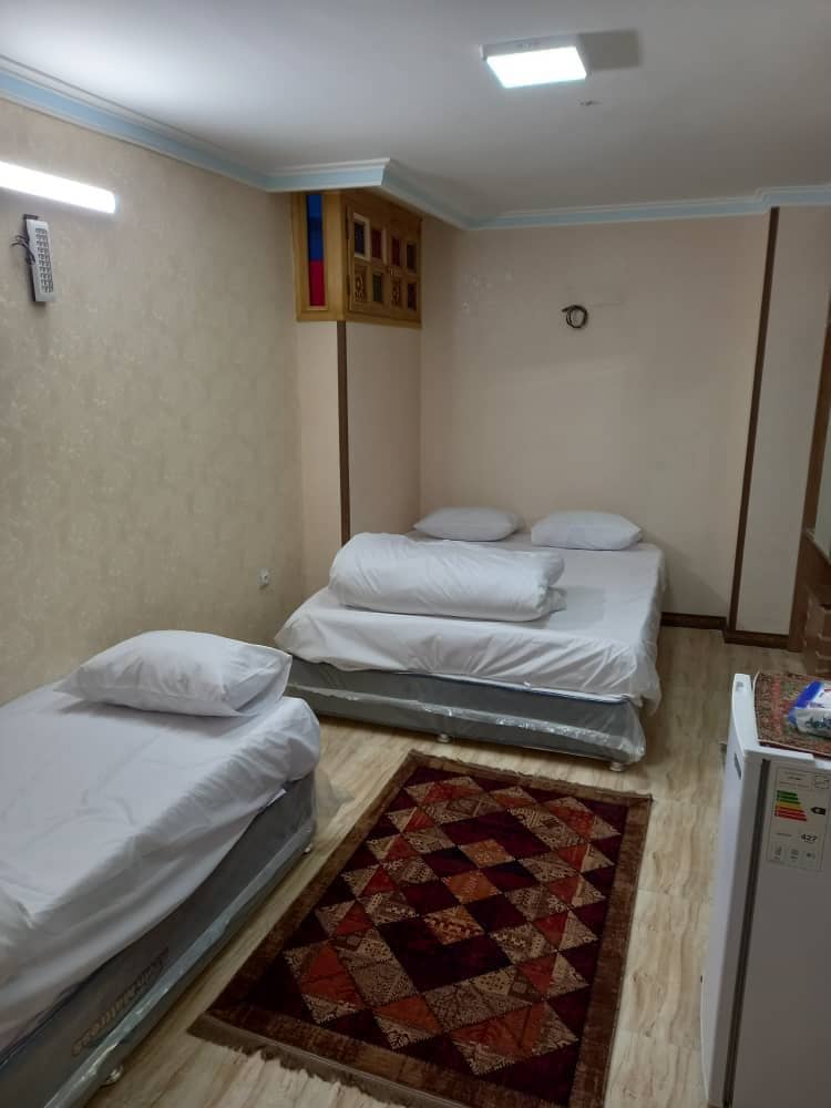 اجاره اتاق سنتی سه تخته در اصفهان