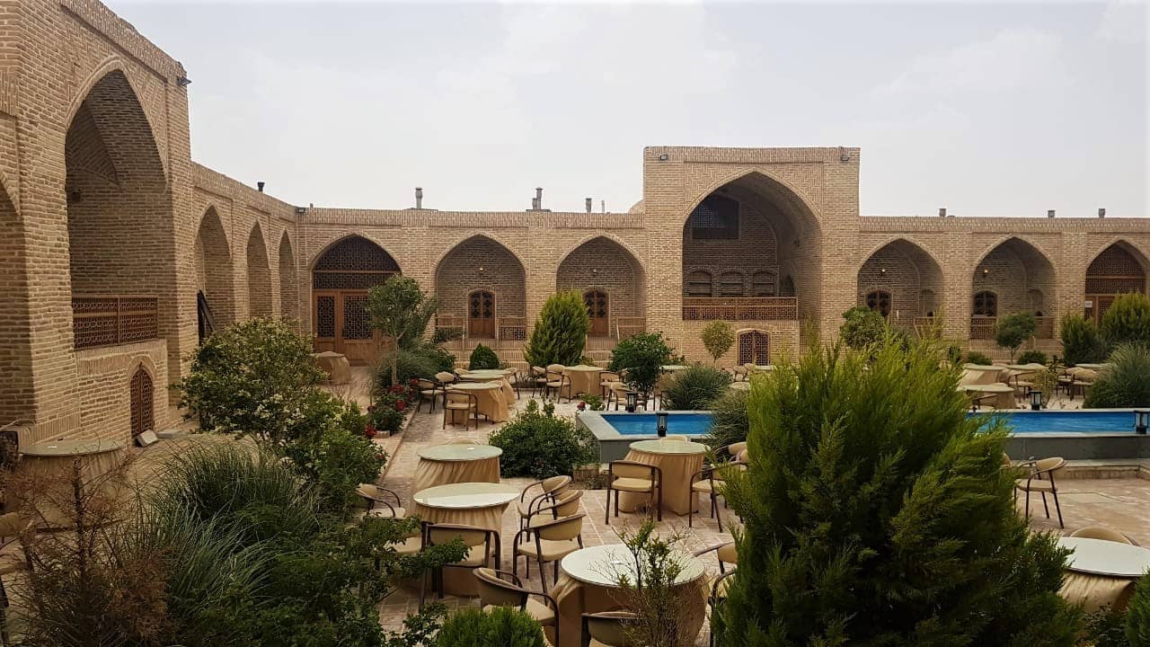 اجاره اقامتگاه سنتی در دودهک دلیجان - وزیرنشین