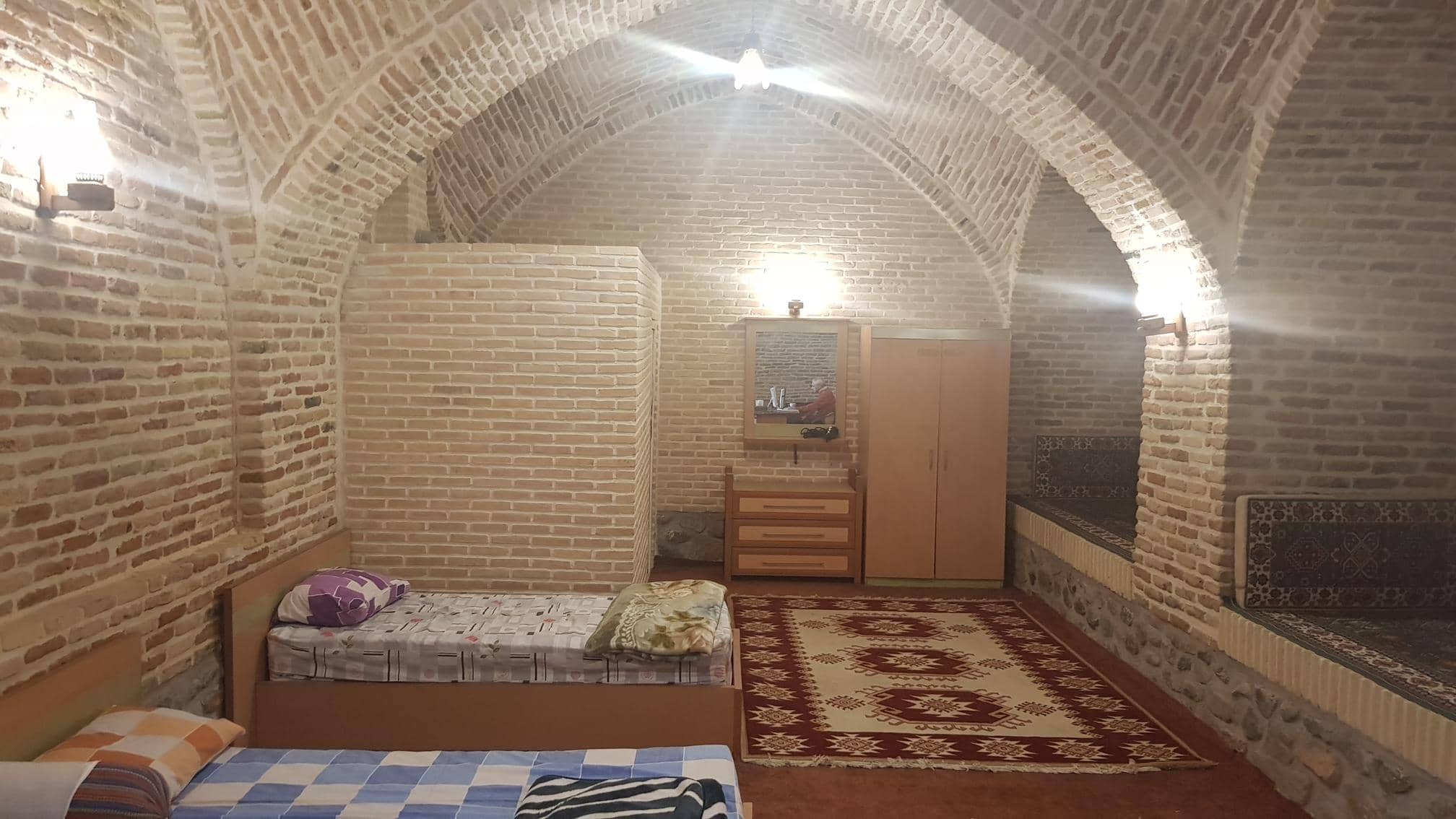 اجاره اقامتگاه سنتی در دودهک دلیجان - وزیرنشین