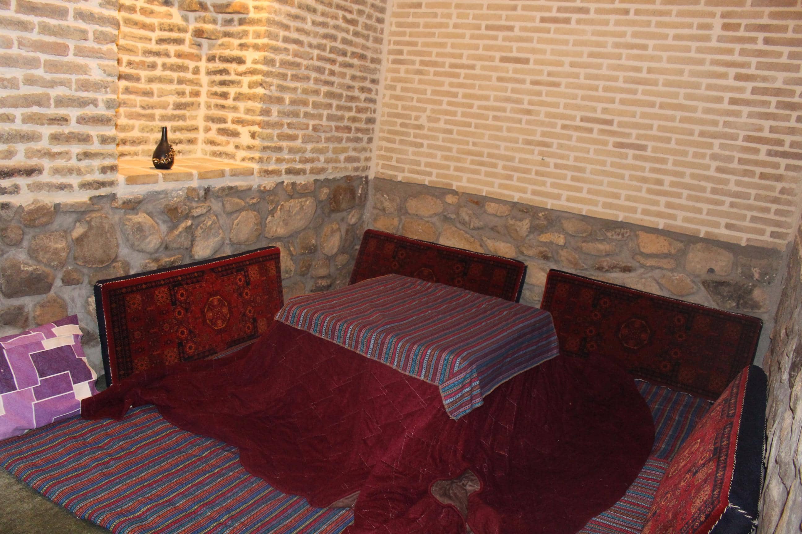 اجاره اقامتگاه سنتی در دودهک دلیجان - شاهنشین