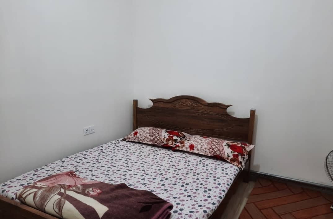 اجاره آپارتمان در بلوار ارس جلفا-تک خوابه طبقه اول