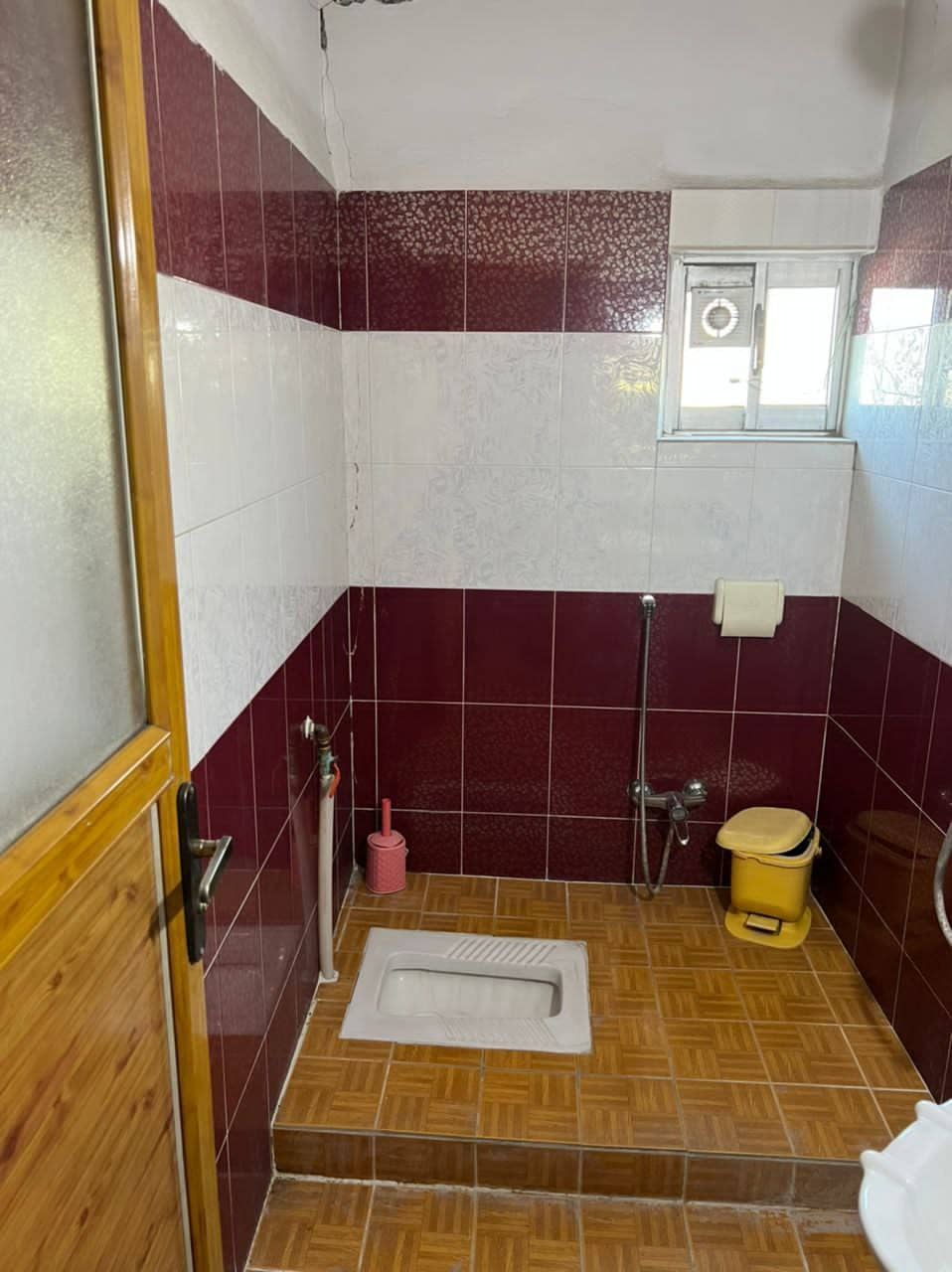 اجاره هتل رستوران چهار تخته در چالوس - اتاق 4