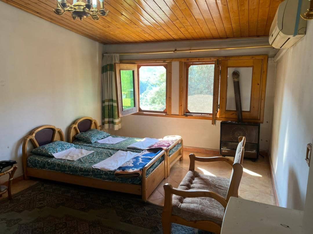 اجاره هتل رستوران چهار تخته در چالوس - اتاق 4