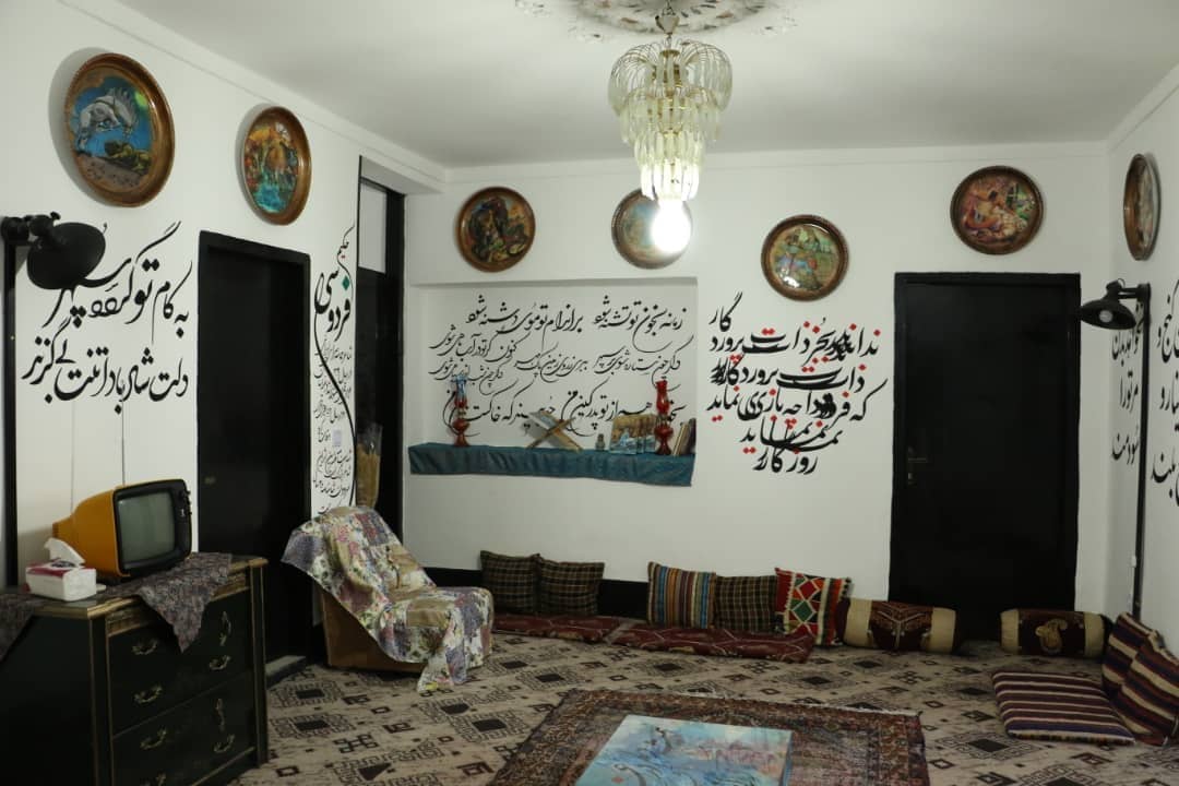 اجاره اتاق سنتی در خفر - بیژن و منیژه