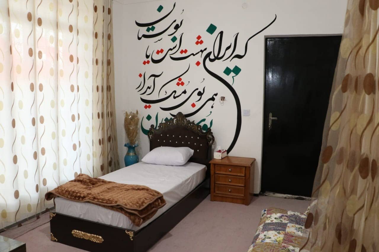 اجاره خانه سنتی در شهر خفر - سین دخت