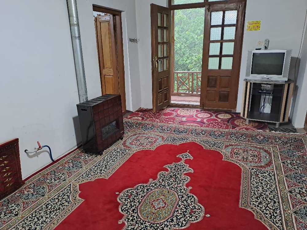 اقامتگاه بومگردی در روستای برسه تنکابن - شاه نشین تراس