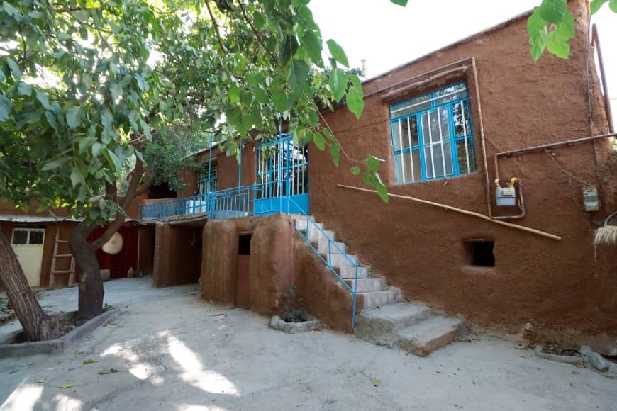 اجاره سوئیت سنتی در روستای برقلعه مریوان