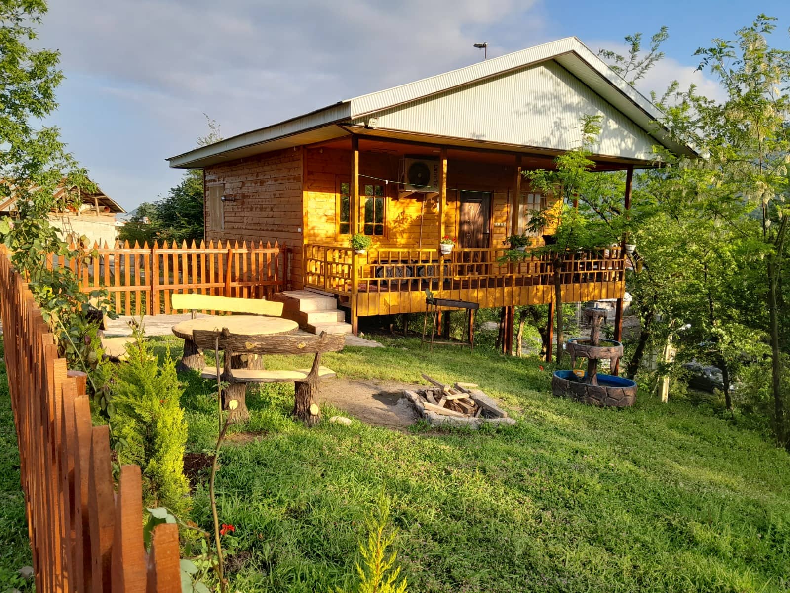 اجاره کلبه چوبی در روستای مرکیه ماسال