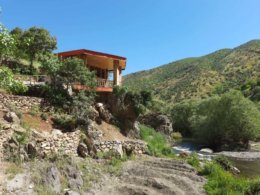 اجاره کلبه چوبی کوهستانی در مریوان