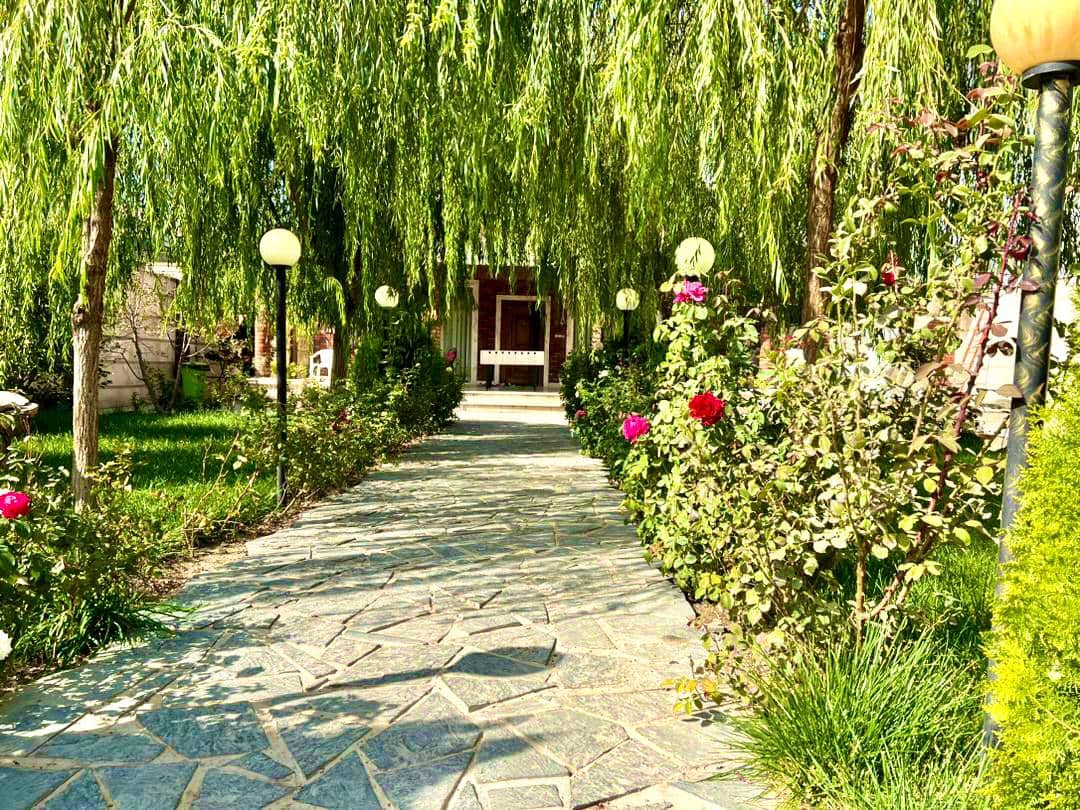 اجاره ویلا استخر سرپوشیده آب گرم  و جکوزی در کردان