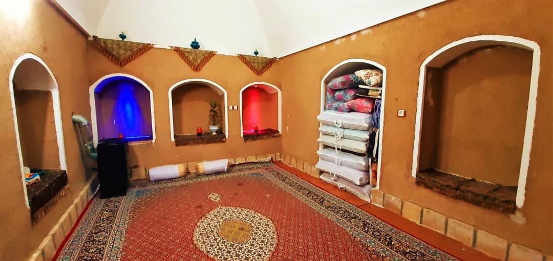 اجاره اتاق سنتی در ابوزیدآباد - کاشان