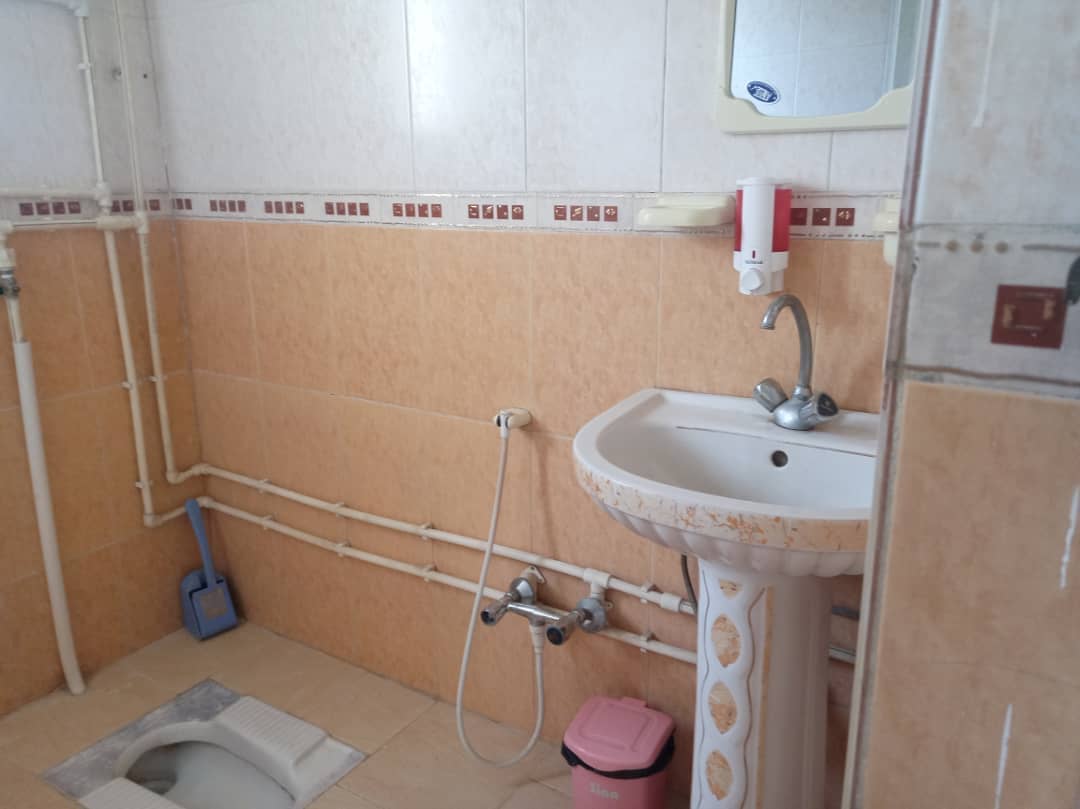 اجاره سوئیت در روستای زرآباد معلم کلایه - 45 متری واحد4 طبقه اول