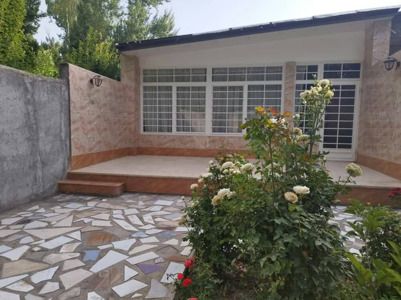 اجاره ویلا در روستای صادق آباد باغ بهادران