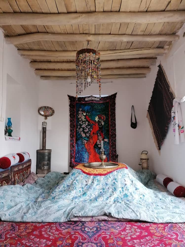 اجاره اتاق سنتی در روستای صنوبر تربت حیدریه -18 متر