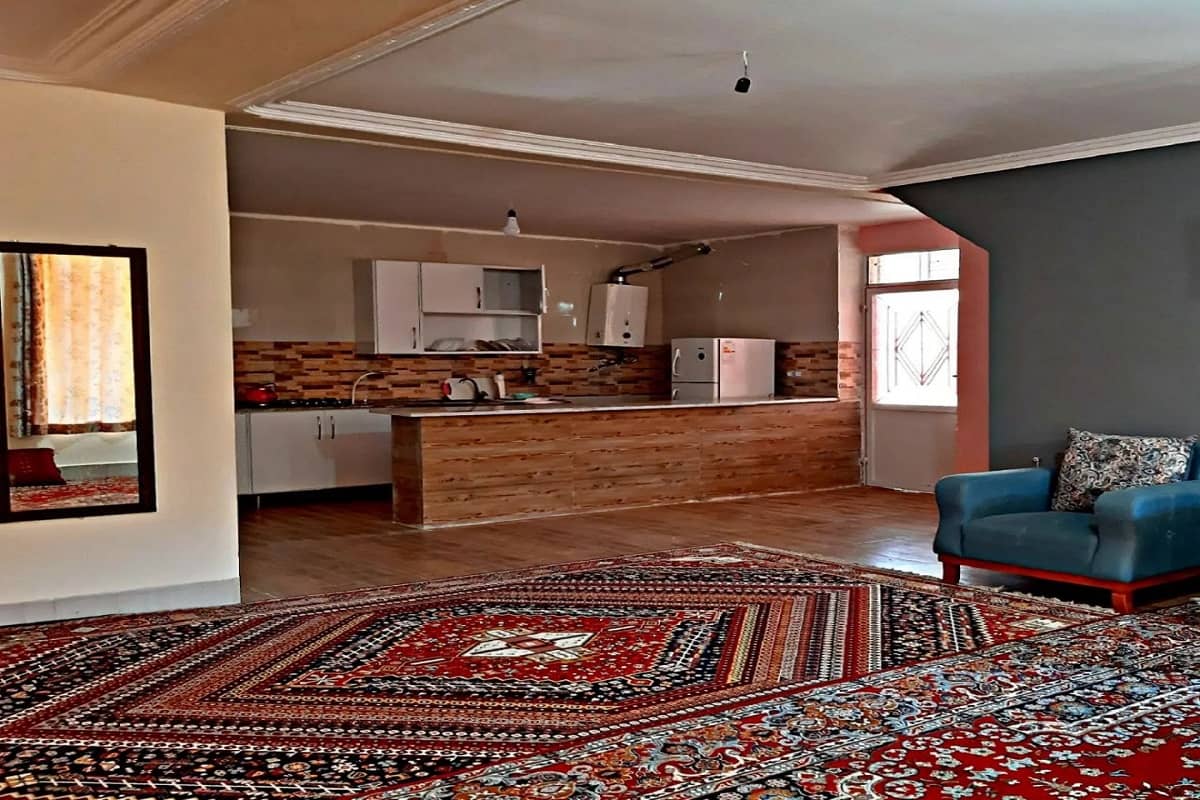 اجاره ویلا دوبلکس در کمهر سپیدان-سه خوابه 140 متری