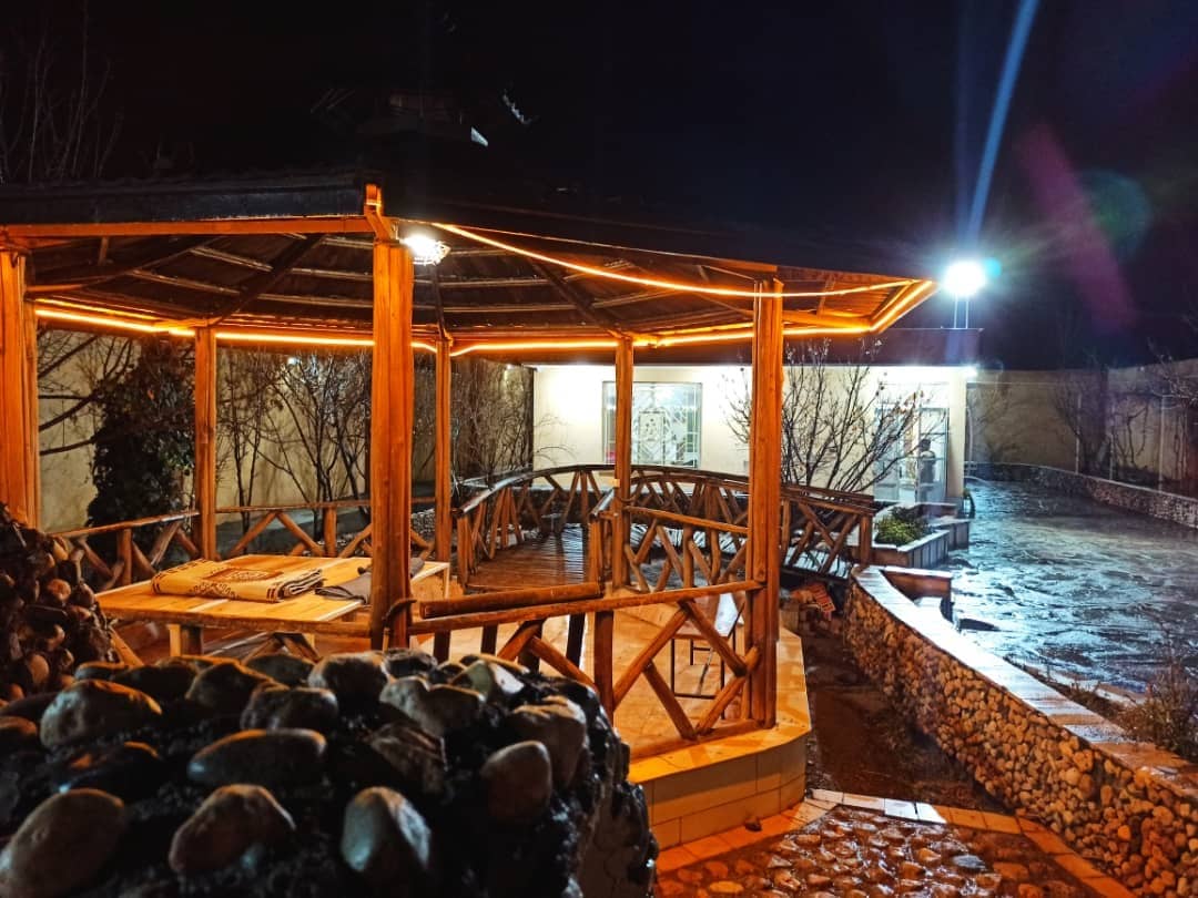 اجاره ویلا در هفت باغ کرمان