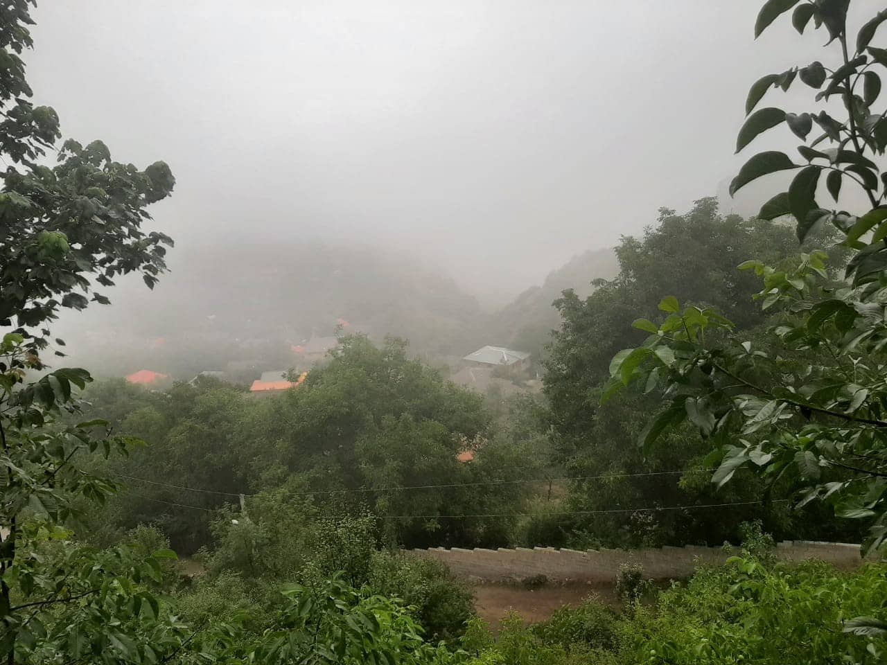 اجاره ویلا جنگلی کوهستانی در روستا فشکور - مرزن آباد