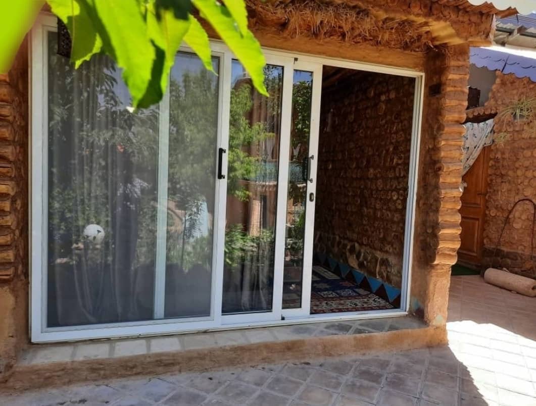 رزرو اتاق سنتی در روستای تشنیز شلمزار - 7 متر