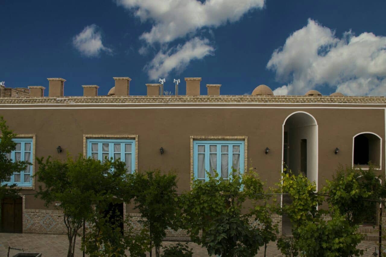 اجاره اتاق سنتی در روستای فروتقه کاشمر