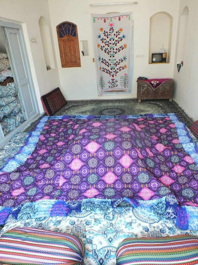 اجاره اتاق سنتی در روستای فروتقه کاشمر