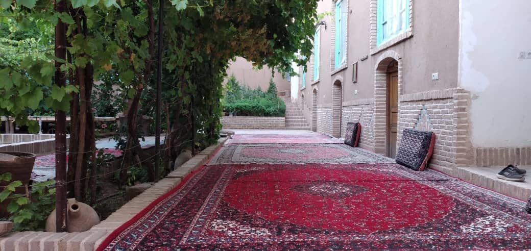 اقامتگاه بوم گردی سنتی در روستای فروتقه کاشمر