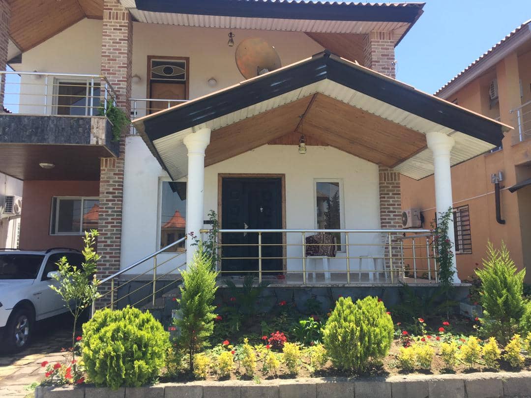 اجاره ویلا در روستای میانک در شهرک بلوط رویان-چالوس