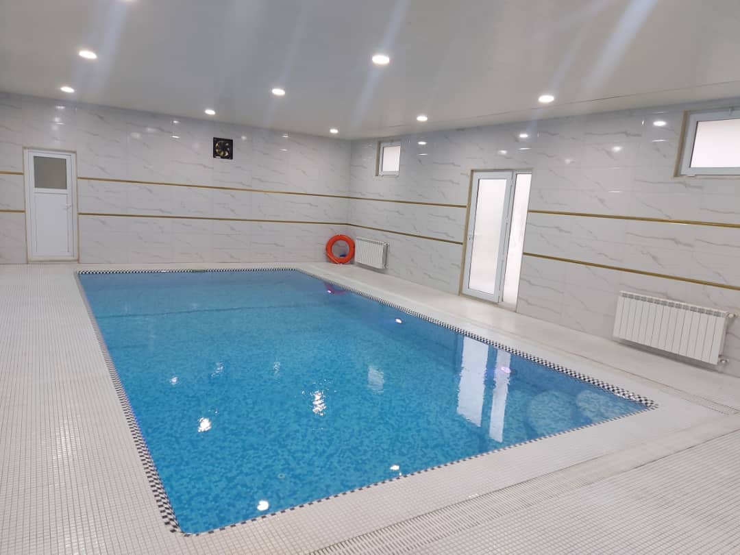 اجاره ویلا استخرسرپوشیده آبگرم نزدیک ساحل در بندر انزلی