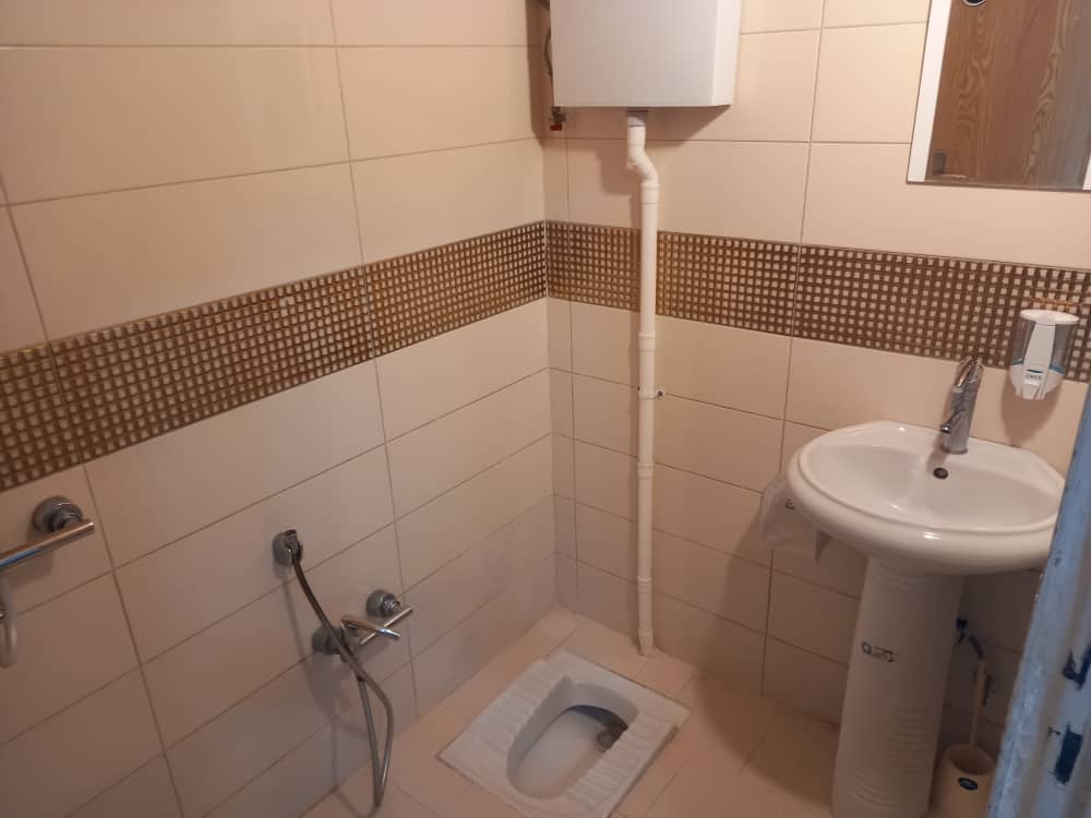 اجاره ویلا استخرسرپوشیده آبگرم نزدیک ساحل در بندر انزلی