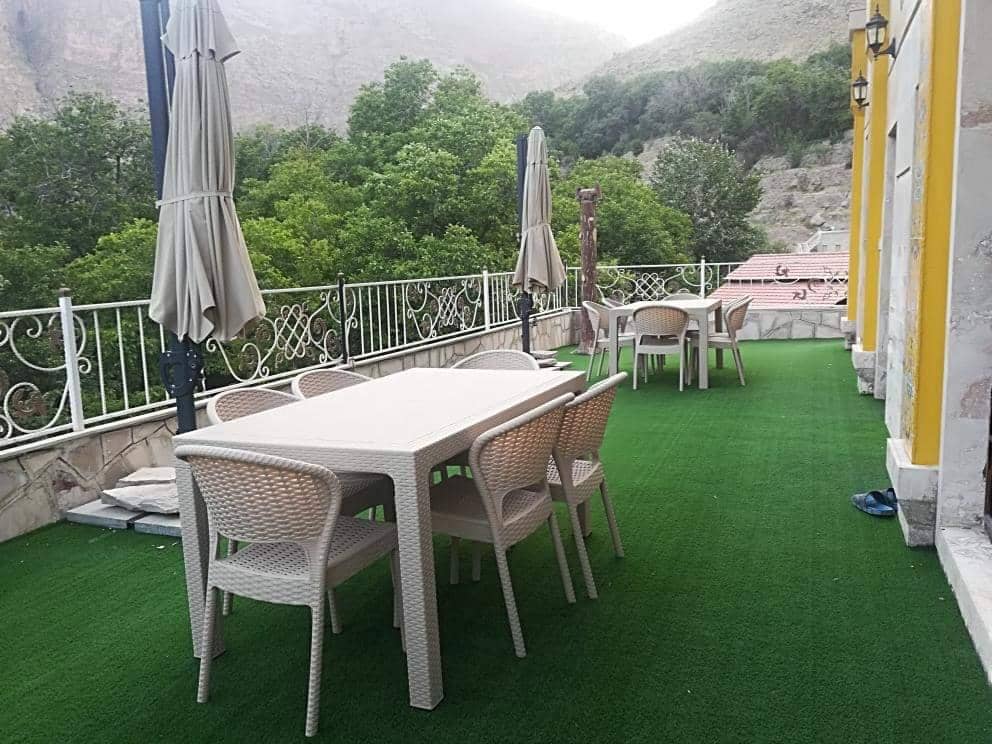 اجاره سوئیت سنتی در روستا اخلمد سفلی چناران - 4 تخته