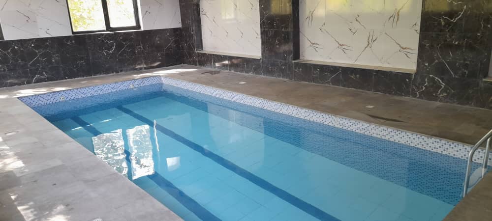 اجاره ویلا استخرسرپوشیده آبگرم در روستای سعیدآباد