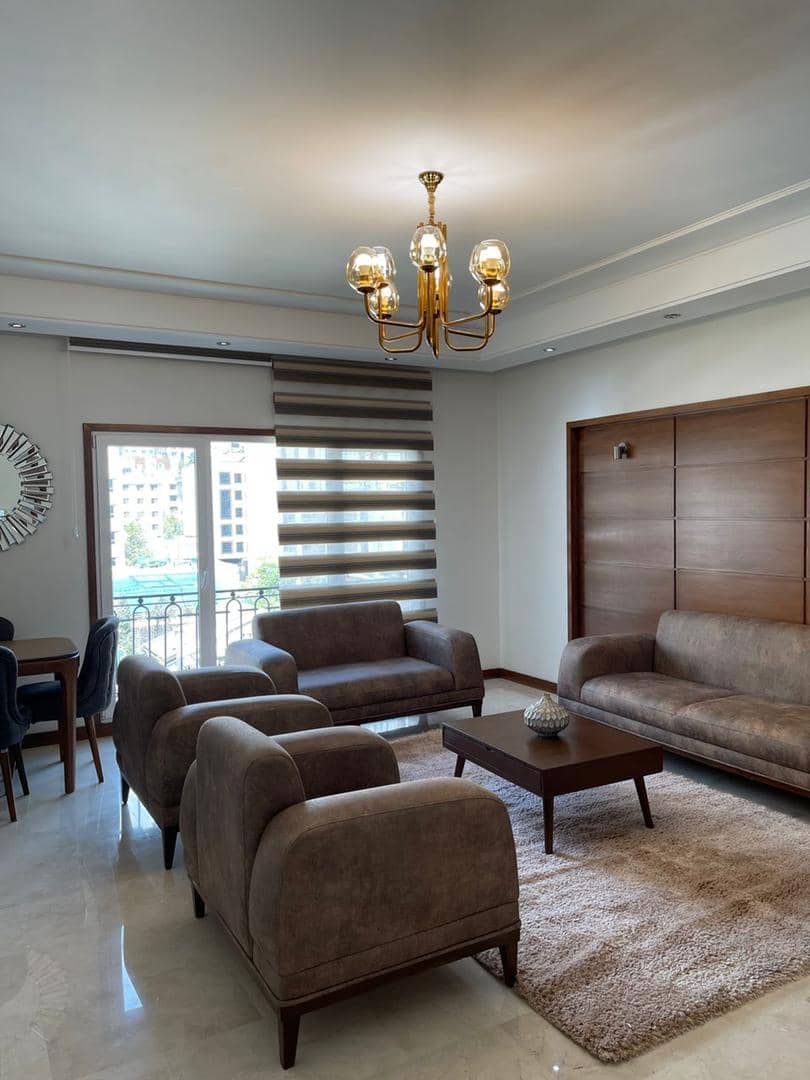 آپارتمان مبله دوخوابه در خیابان ولی عصر تهران - جردن2 طبقه ی دوم