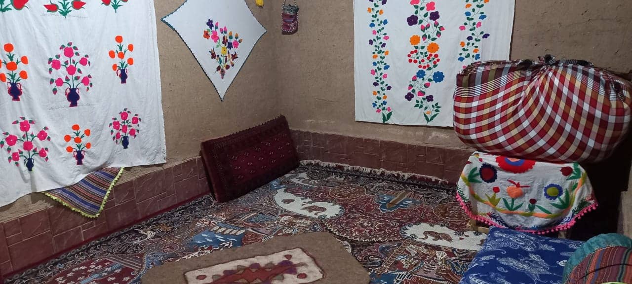 اجاره اتاق سنتی در روستا ارزنه - باخرز