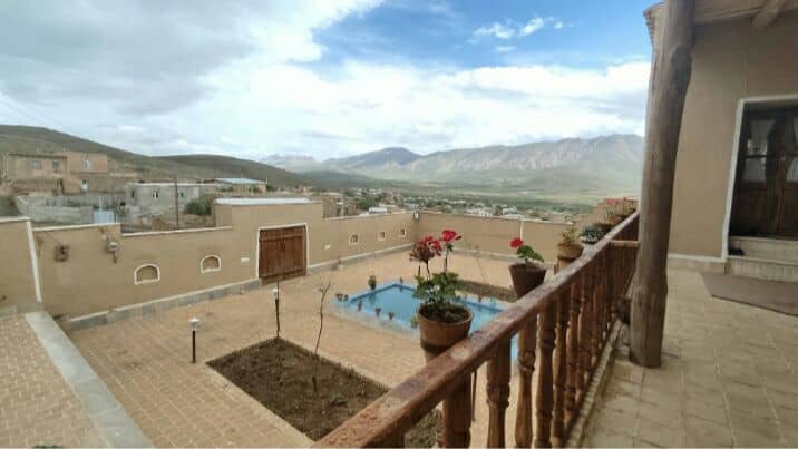 اتاق سنتی در روستا ارجنک خوانسار - 60 متری